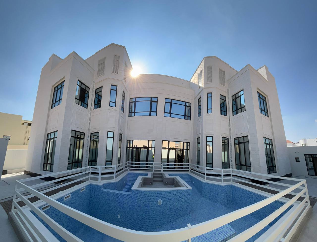 Private villa / Umm Salal